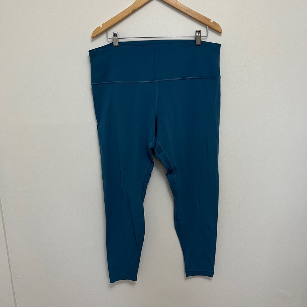 Lululemon Wunder Under Crop Blue Legging Size 18